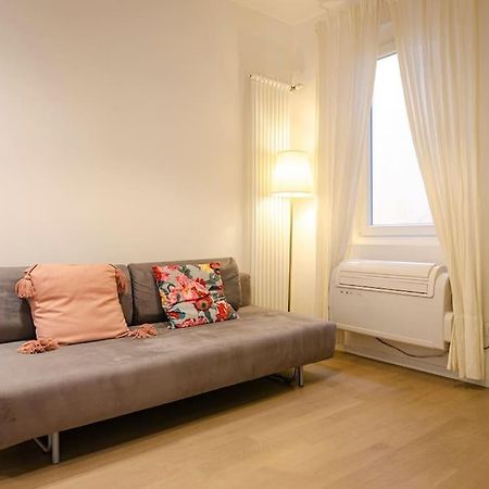 Del Riccio Home, In The Heart Of The City Bologna Exterior photo